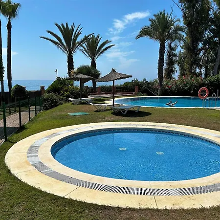 Apartment Golf, Playa, Sol, Naturaleza, Piscina Y Wifi Manilva